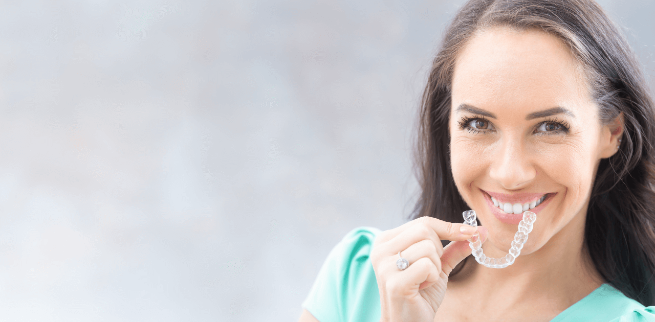 יישור שיניים מהיר דוגמא לפלטה שקופה